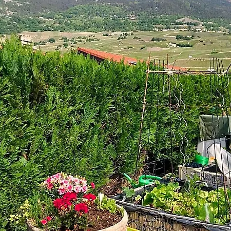 לינה וארוחת בוקר A La Madeleine Vétroz